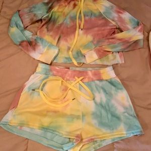 Cropped hoodie & shorts set NWT M